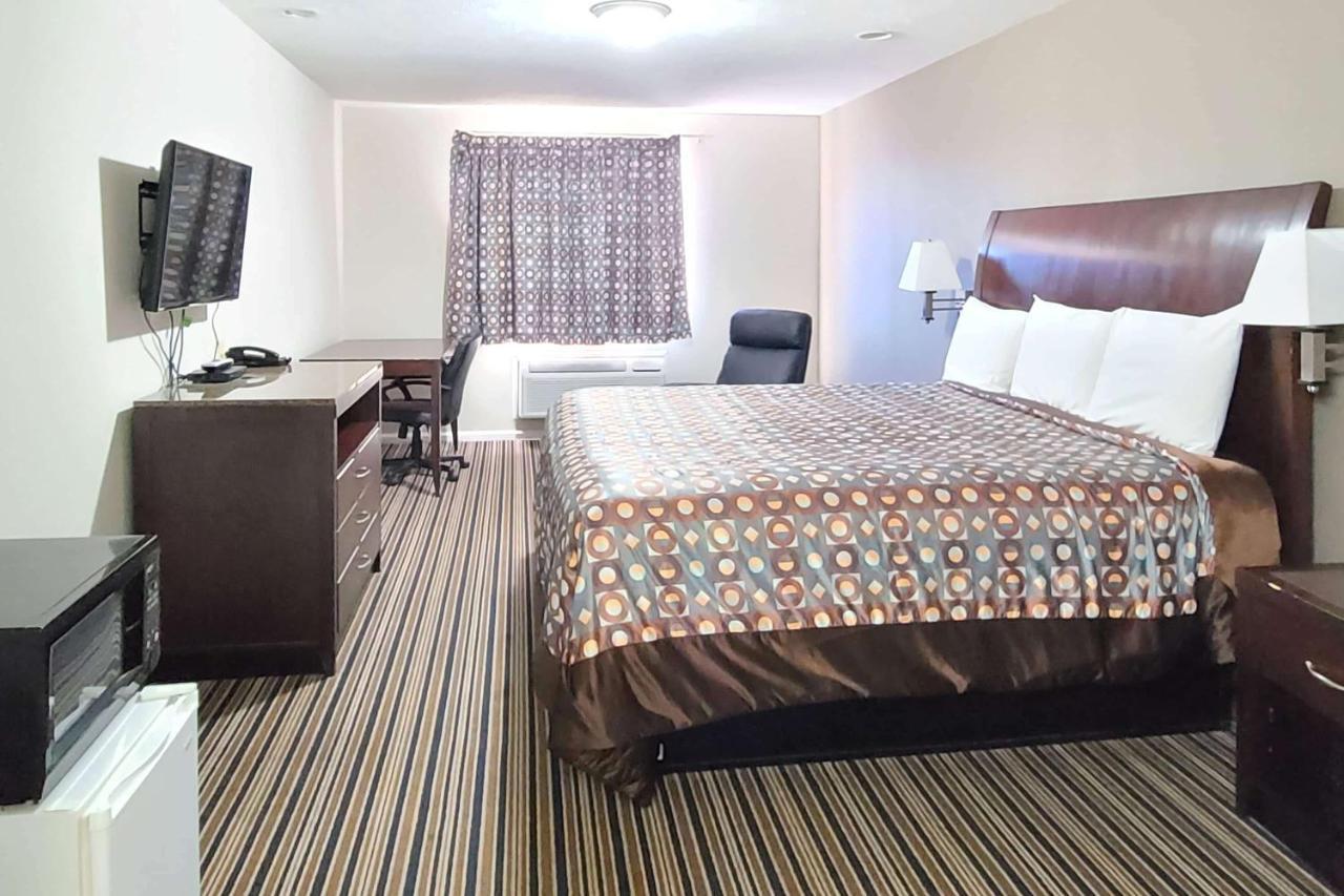 Desoto Inn & Suites Missouri Valley Dış mekan fotoğraf