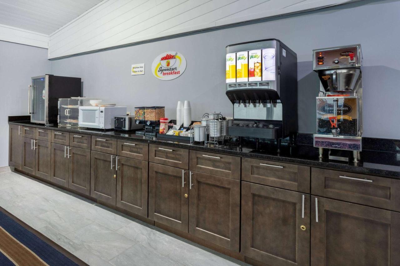 Desoto Inn & Suites Missouri Valley Dış mekan fotoğraf