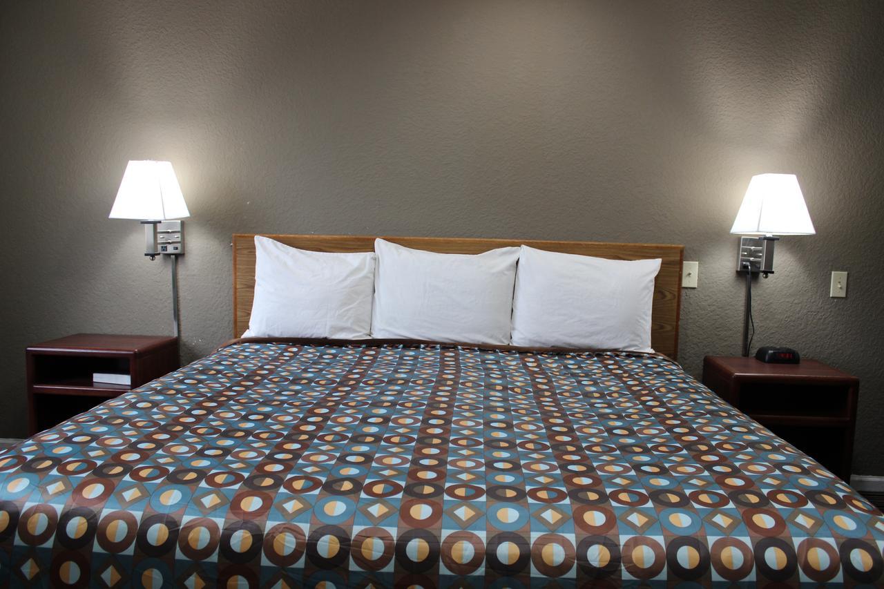 Desoto Inn & Suites Missouri Valley Dış mekan fotoğraf