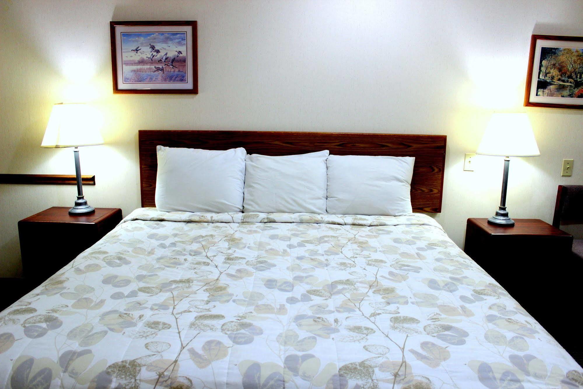 Desoto Inn & Suites Missouri Valley Dış mekan fotoğraf